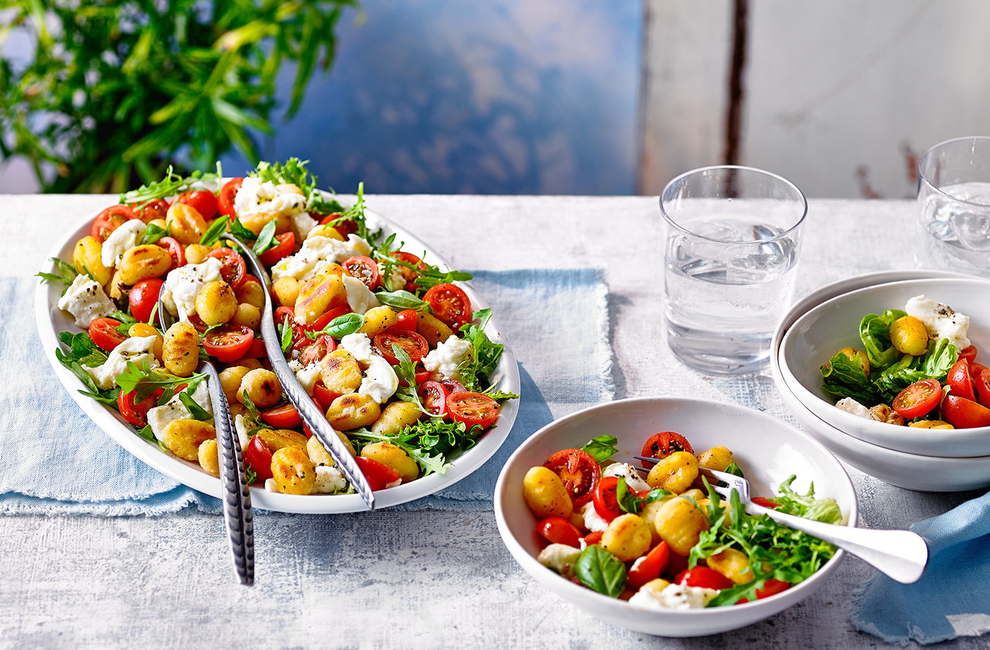Caprese gnocchi salad
