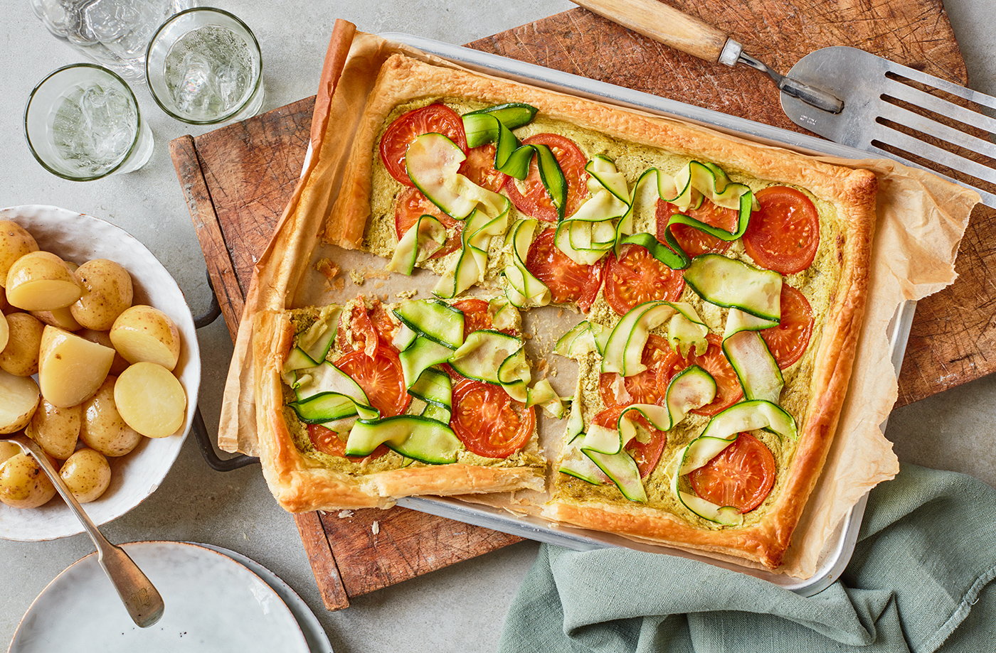 Tomato and courgette tart