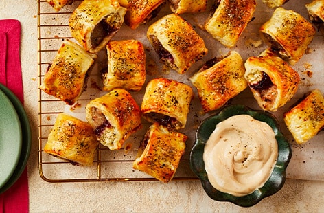 Image of "Air-fryer stuffing sausage rolls"
