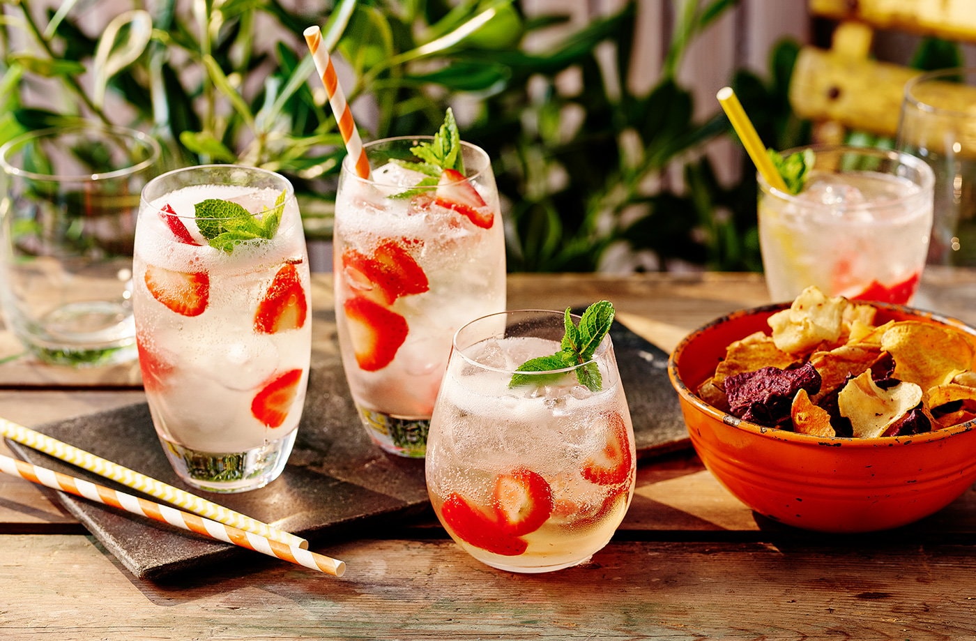 Strawberry, lemongrass and ginger spritz