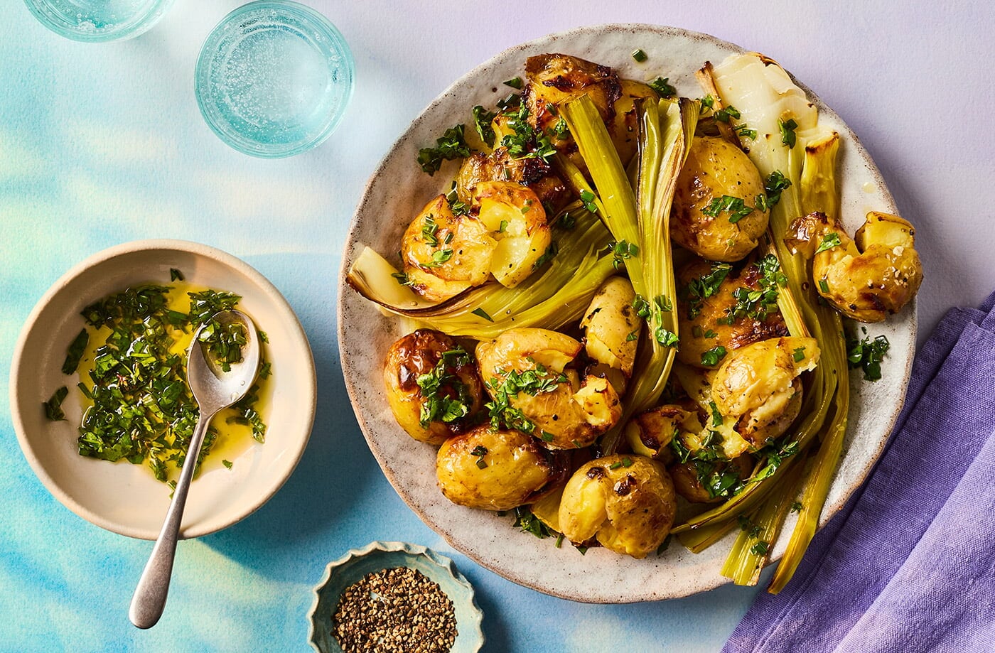 Herby crushed potatoes with leeks