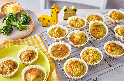 Image of "Cheesy broccoli muffins"