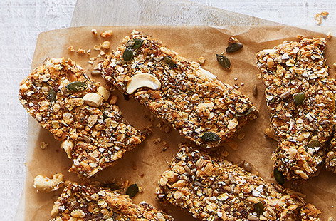 Image of "No-bake breakfast flapjacks"