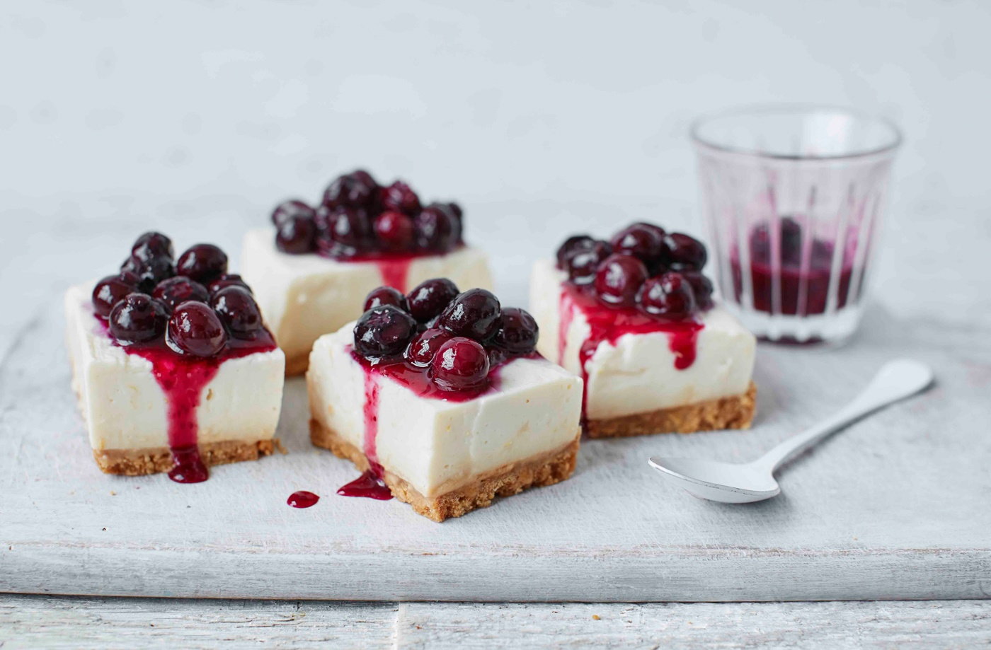 Dairy-free cheesecake-style bars