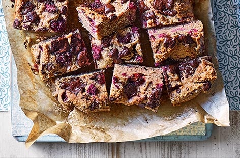 Image of "Cannellini bean, raspberry and spelt blondies"