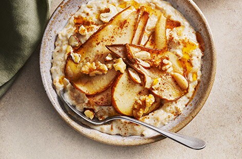 Cinnamon and maple-baked pears