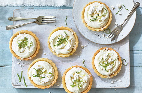 Image of "Mini lime meringue tarts"