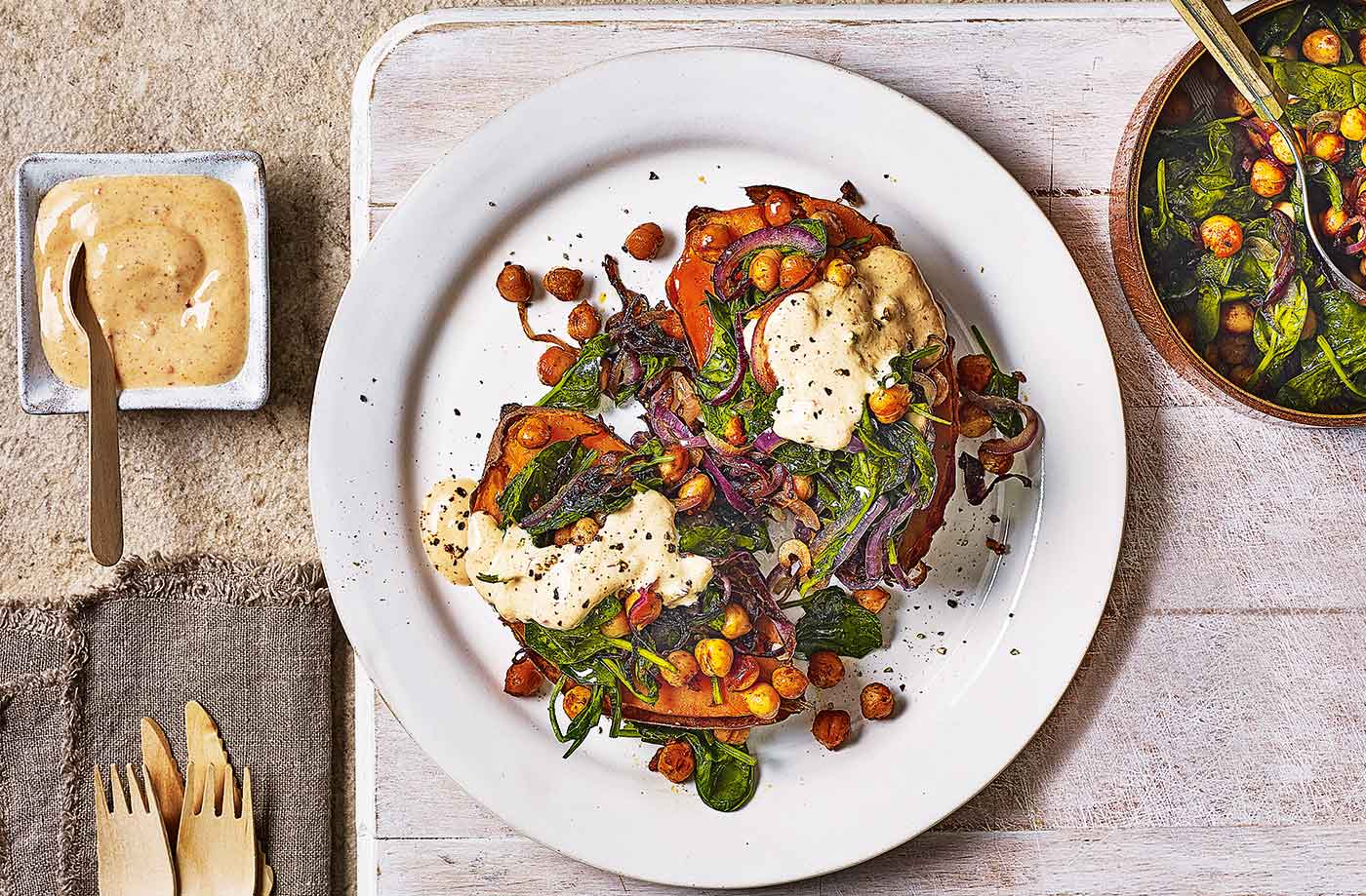 Baked sweet potato with spiced chickpeas