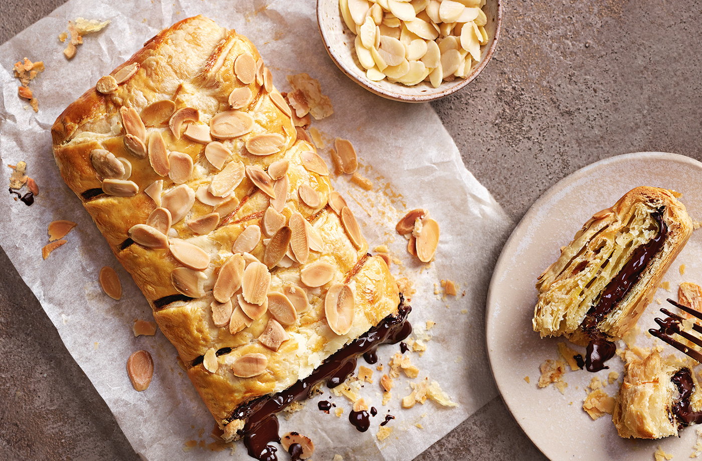 Chocolate pastry lattice