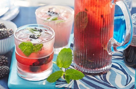 Image of "Blackberry shrub cocktail"