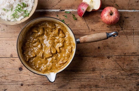 Image of "Galton Blackiston's fruity turkey curry"