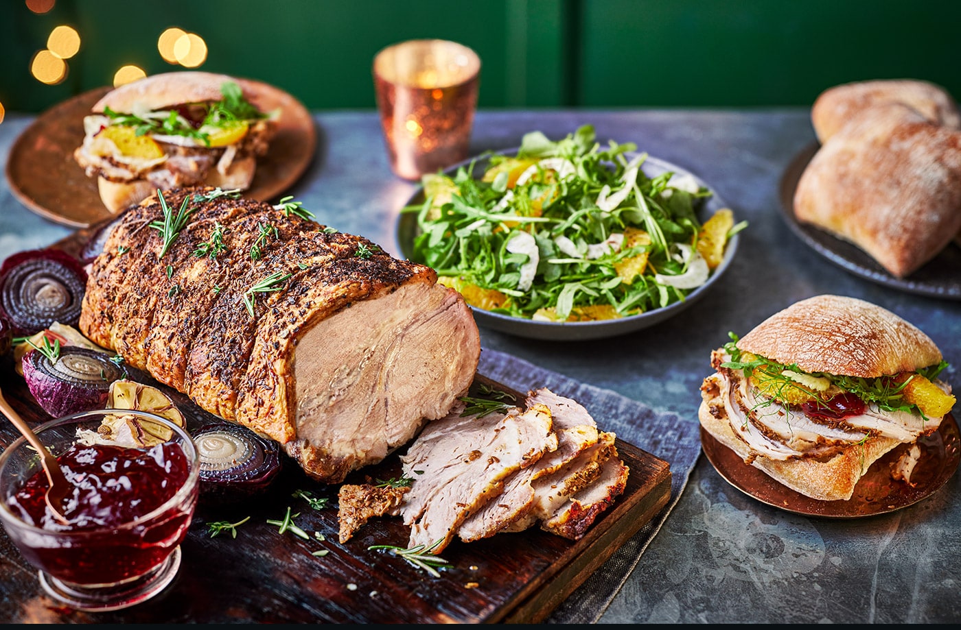 Roast pork with fennel, orange and rocket salad