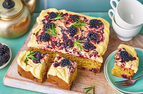 Image of "Blackberry and blonde chocolate traybake"