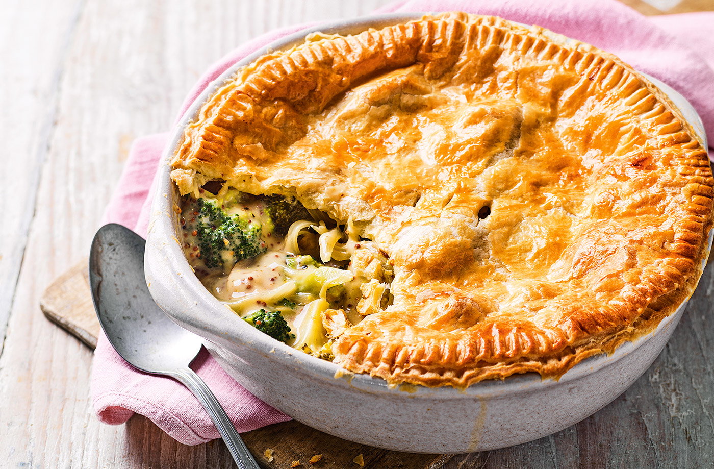 Cheat's chicken and broccoli pot pie