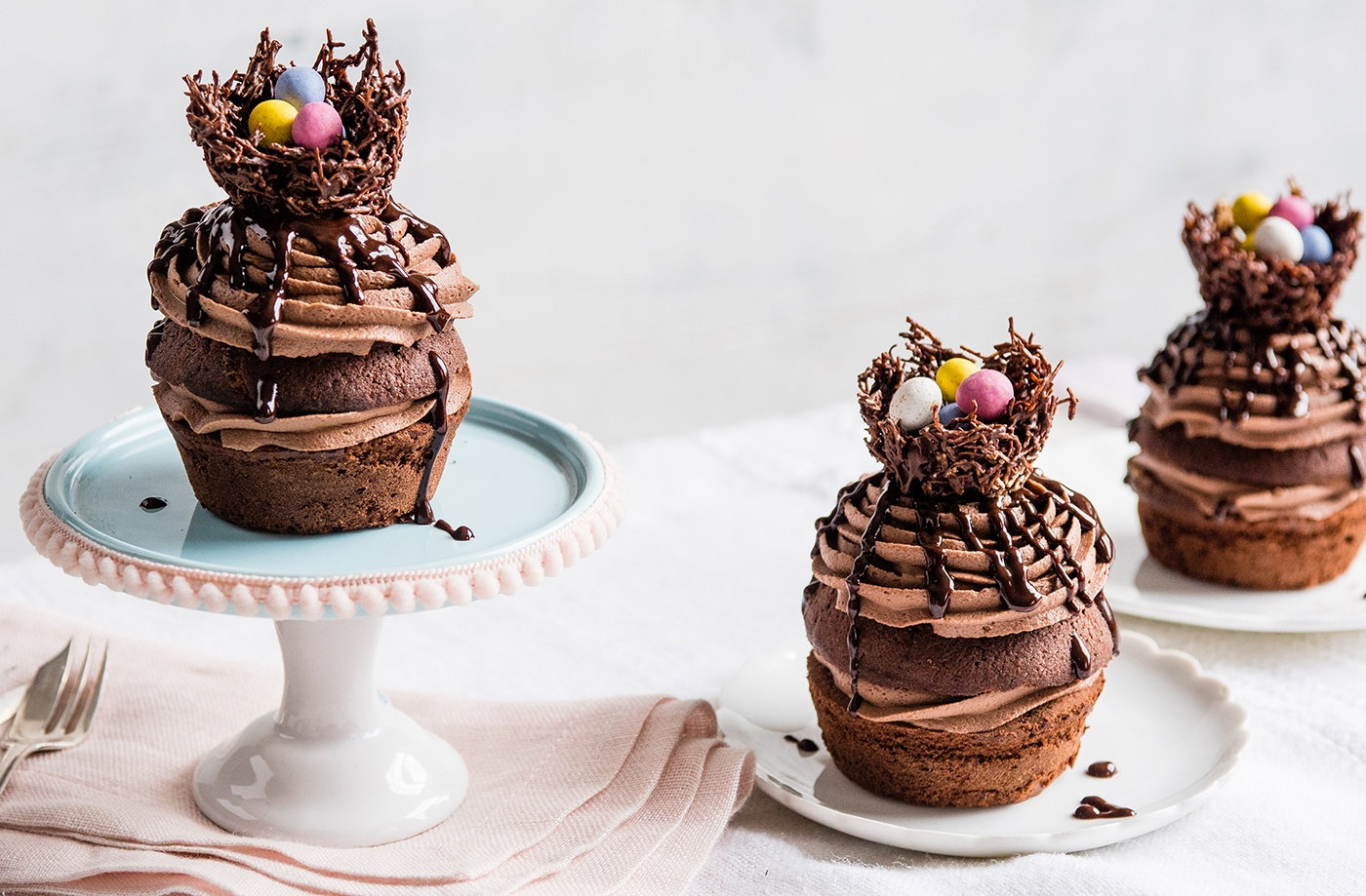 Easter nest cupcakes