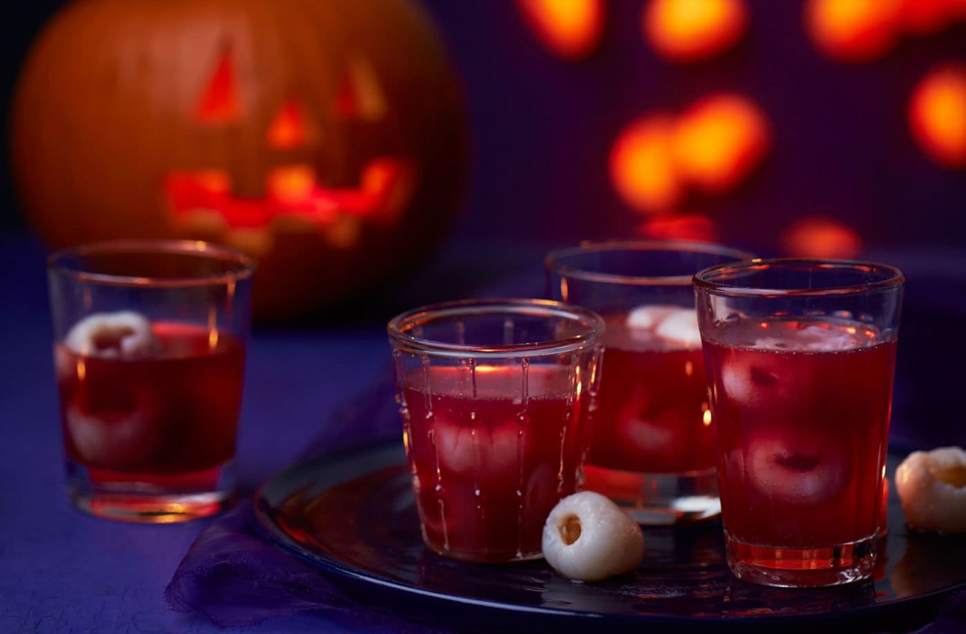 Bat's blood punch with dragon eyes
