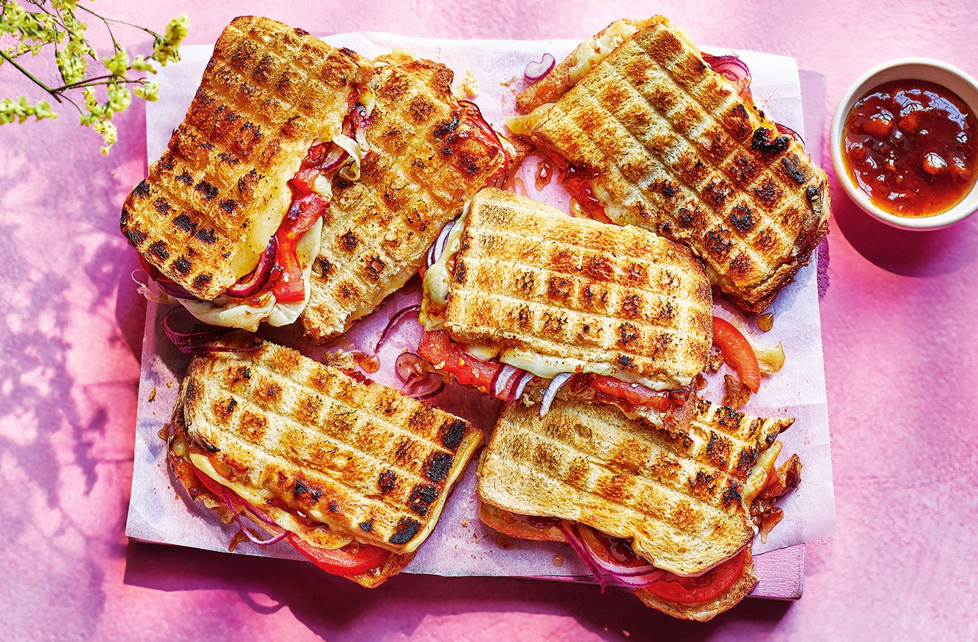 Braaibroodjie sharing toasties
