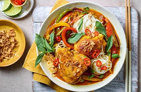 Image of "Chicken curry noodle bowls"