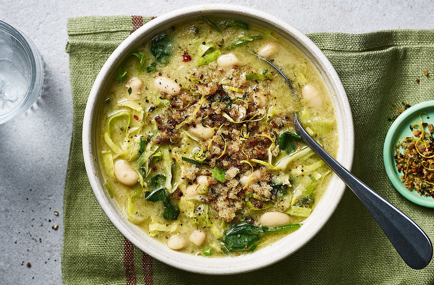 White bean and leek soup with garlic breadcrumbs